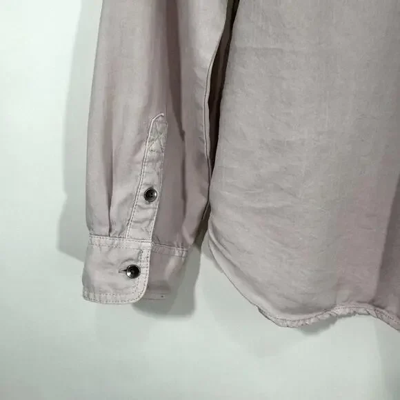 American Eagle Outfitters Women’s Size Medium Light Purple Boyfriend Fit Shirt - Picture 9 of 10